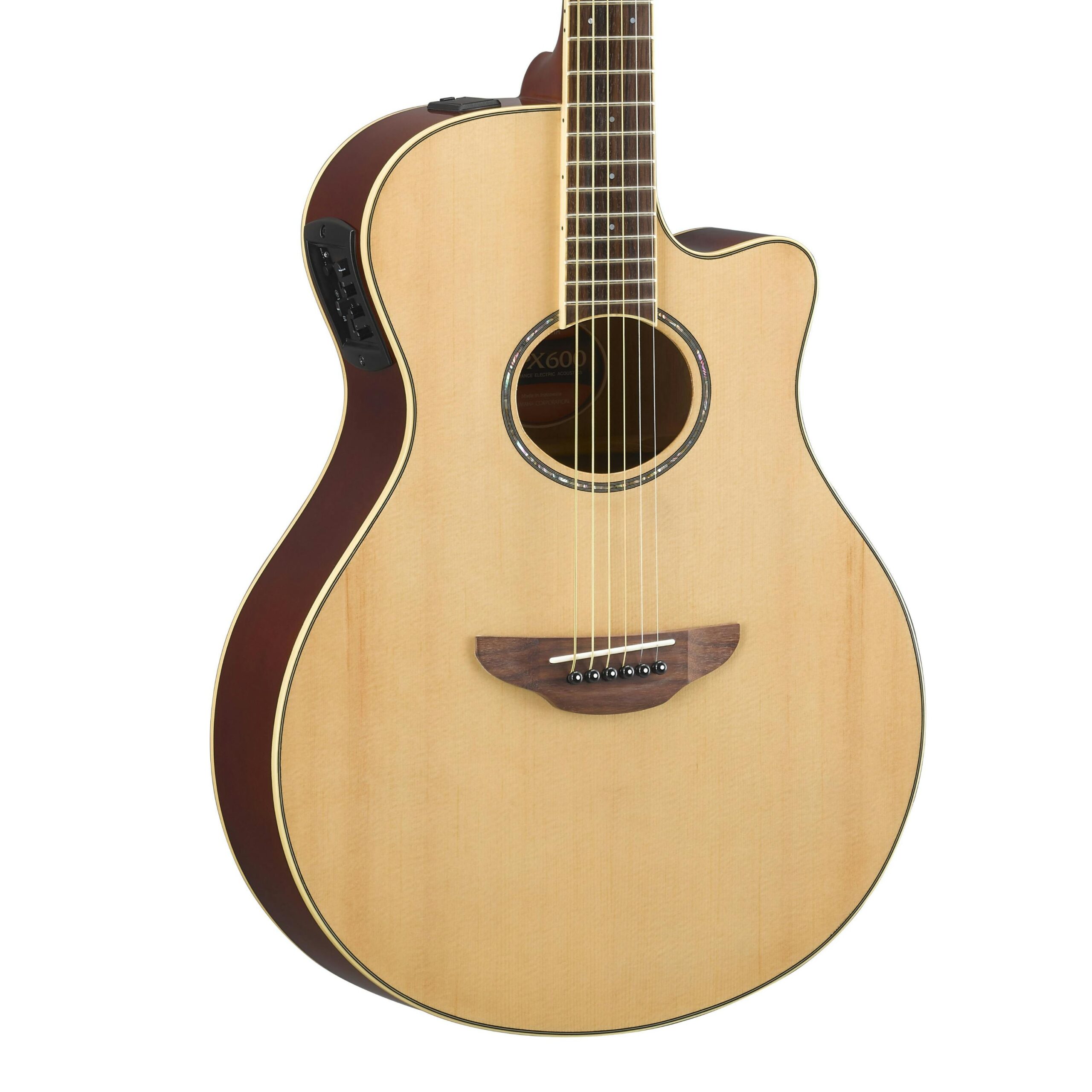 Yamaha APX600 Natural in stock